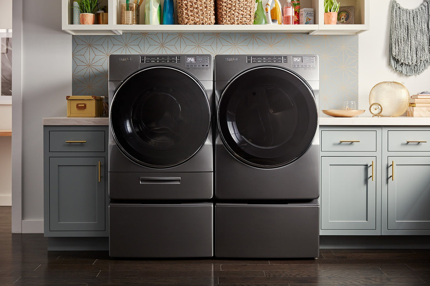 Whirlpool Chrome Shadow Front-Load Washer (5.8 cu. ft.) & Electric Dryer (7.4 cu. ft.) - WFW8620HC/YWED8620HC