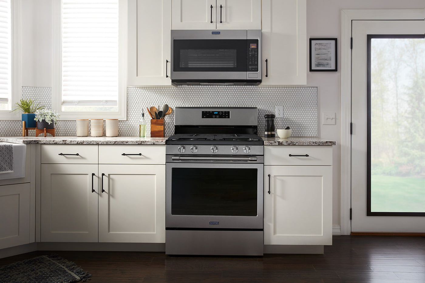 Maytag Smudge-Proof Stainless Steel 30" Gas Range with AirFry (5 Cu.Ft.) - MGR7700LZ