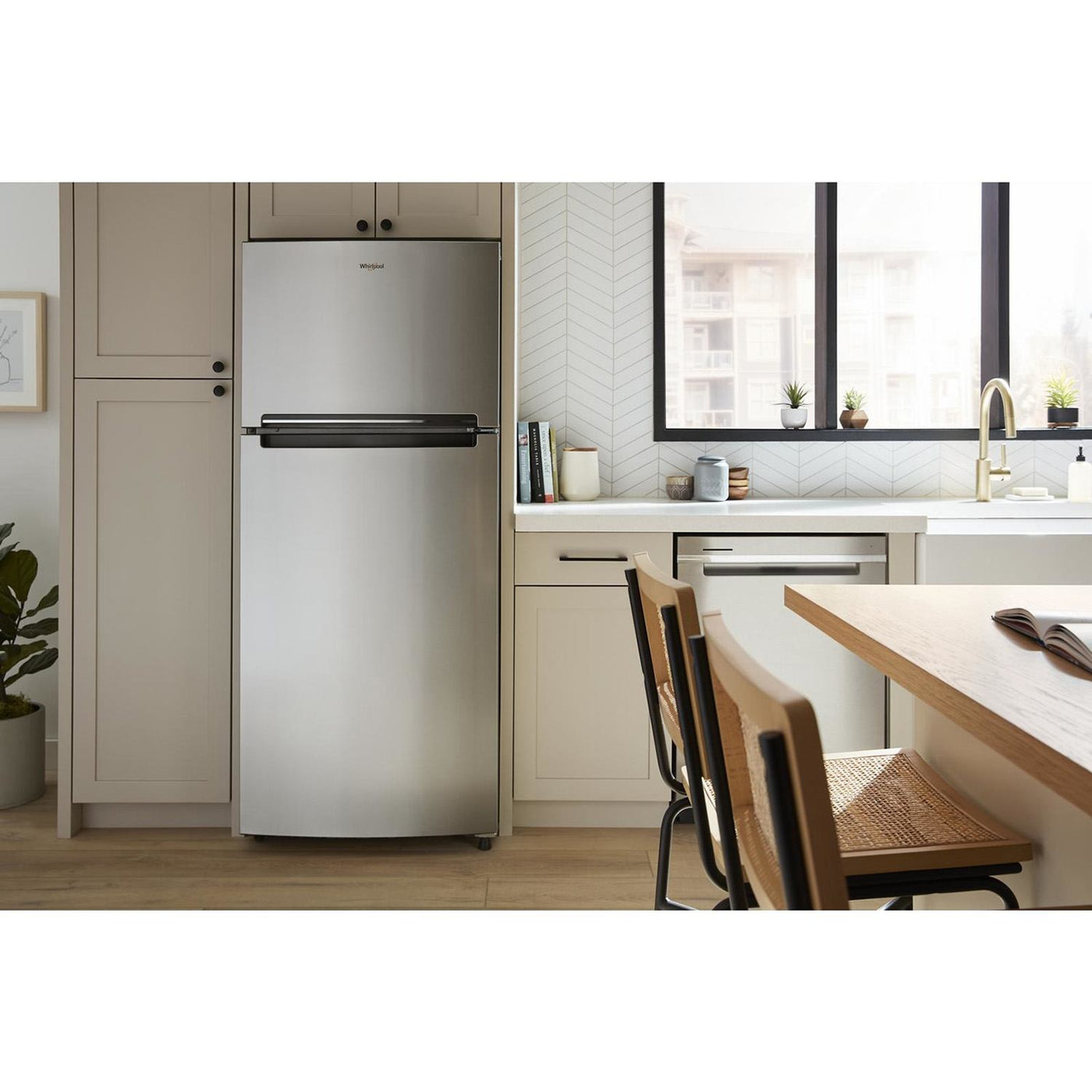 Whirlpool Stainless Steel Top-Freezer Refrigerator (16.3 Cu. Ft.) - WRTX5028PM