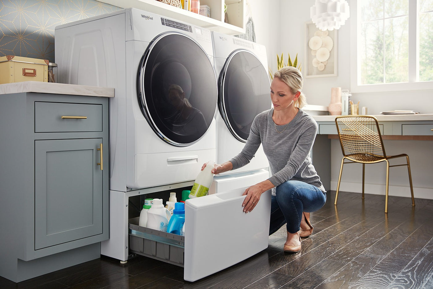 Whirlpool White Front-Load Washer (5.8 cu. ft.) & Electric Dryer (7.4 cu. ft.) - WFW9620HW/YWED9620HW